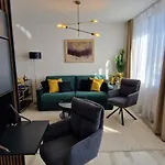 7thheaven Centre Free Parking In The Building * Bratislava